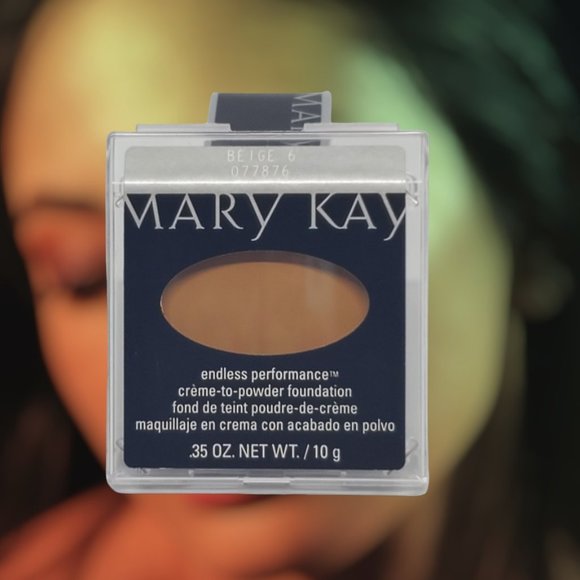 Beige 6 Endless Performance Creme-to-Powder Foundation - Mary Kay
